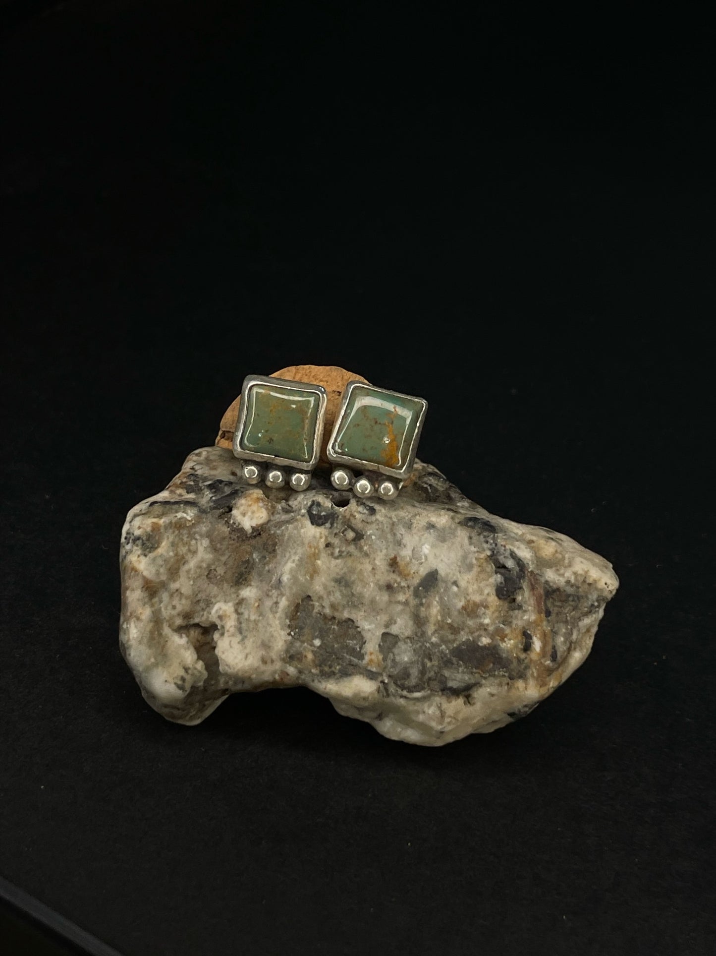 Kingman Green Studs