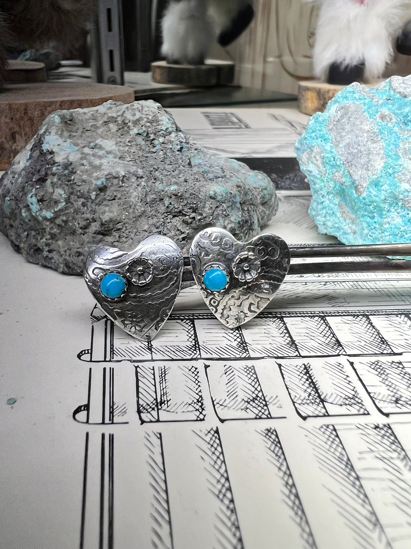 Stamped Heart stud
