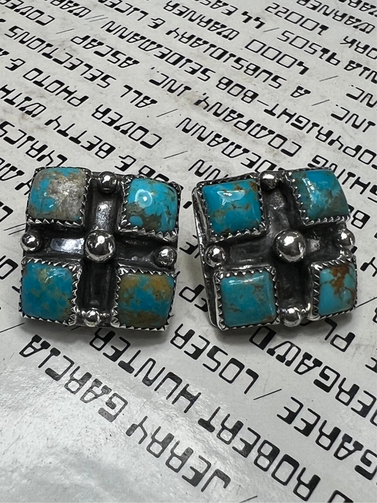 Window pain studs